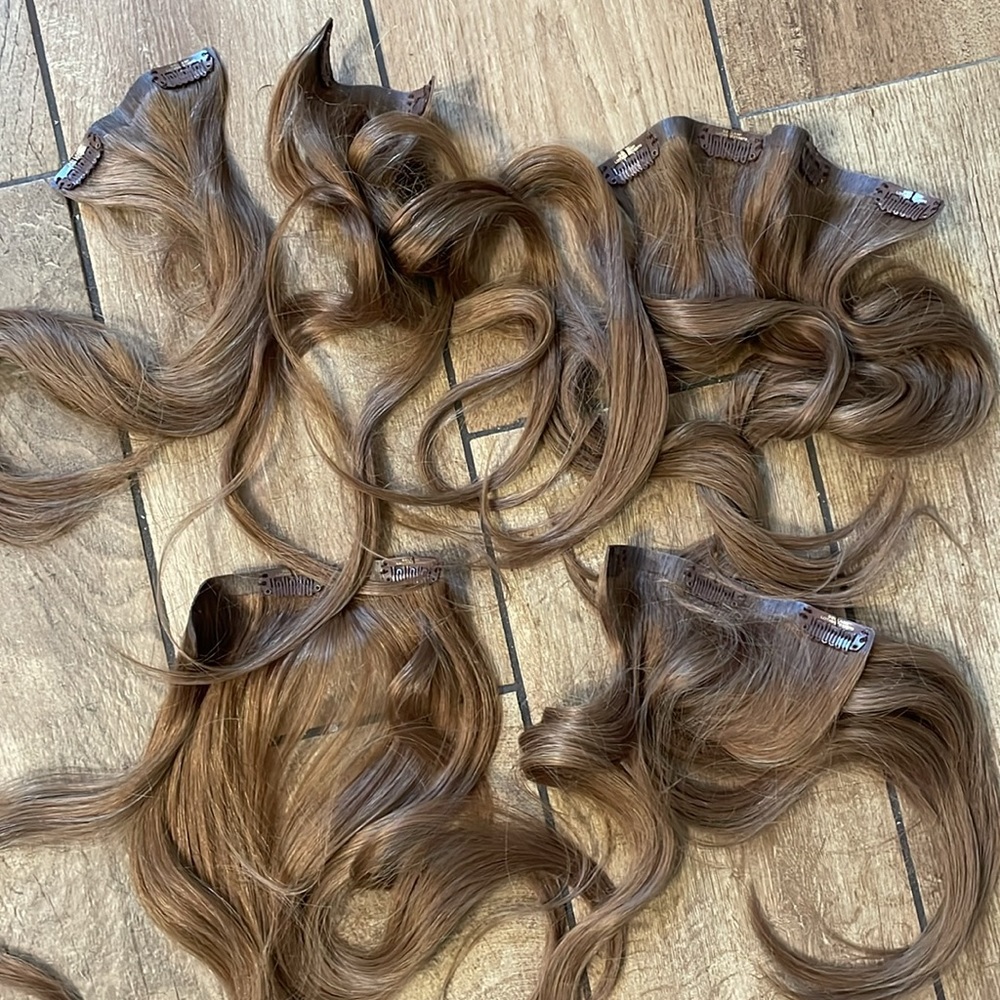 Bellamy Silk Seam Chestnut Brown Hair Extensions- 140g 16” - Picture 8 of 8